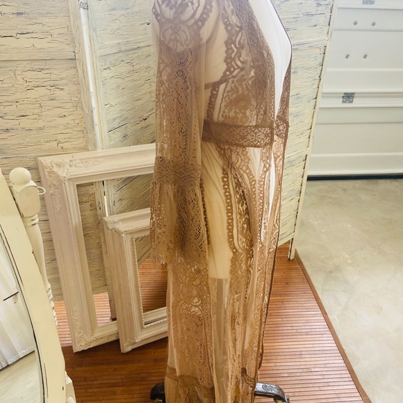 - Boho Lace Flare Sleeve Duster - Taupe - Picture 12 of 13